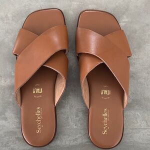 Seychelles Chai Sandals - Size 8 - like new